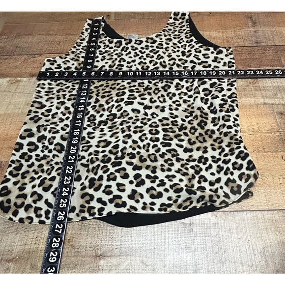 Chicos Top Womens 2 Large 12 Brown Animal Print Sleeveless V Neck Blouse - Picture 3 of 7